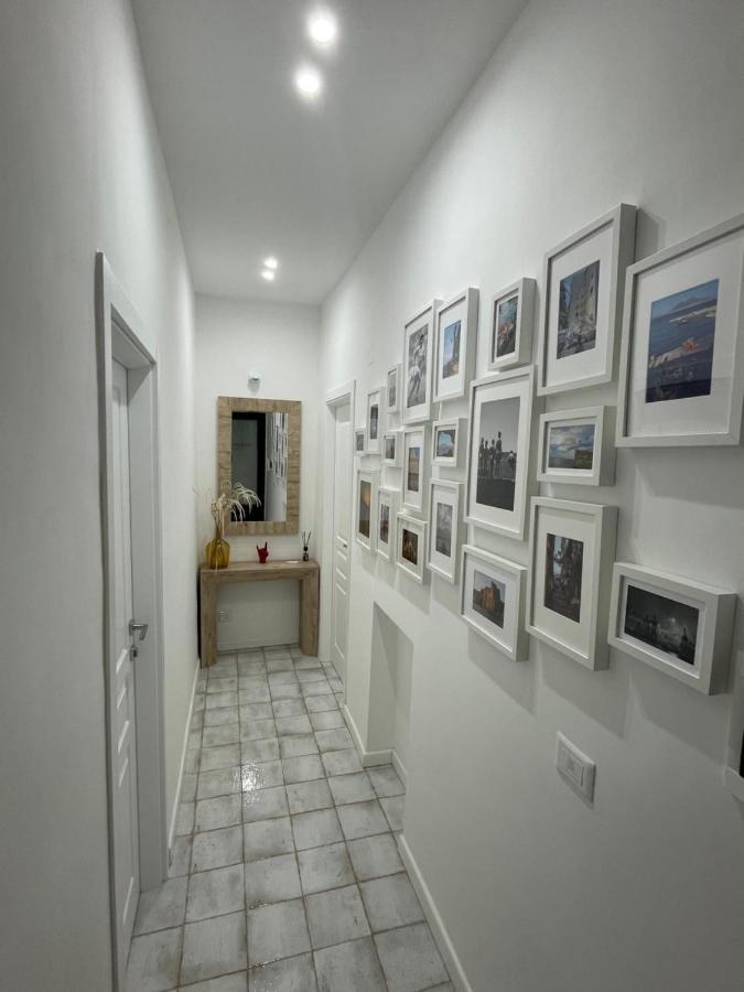 Gennarino Apartments - Panorama Suite With Balcony And Urban Loft Napoli Bagian luar foto