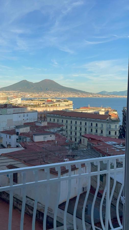 Gennarino Apartments - Panorama Suite With Balcony And Urban Loft Napoli Bagian luar foto